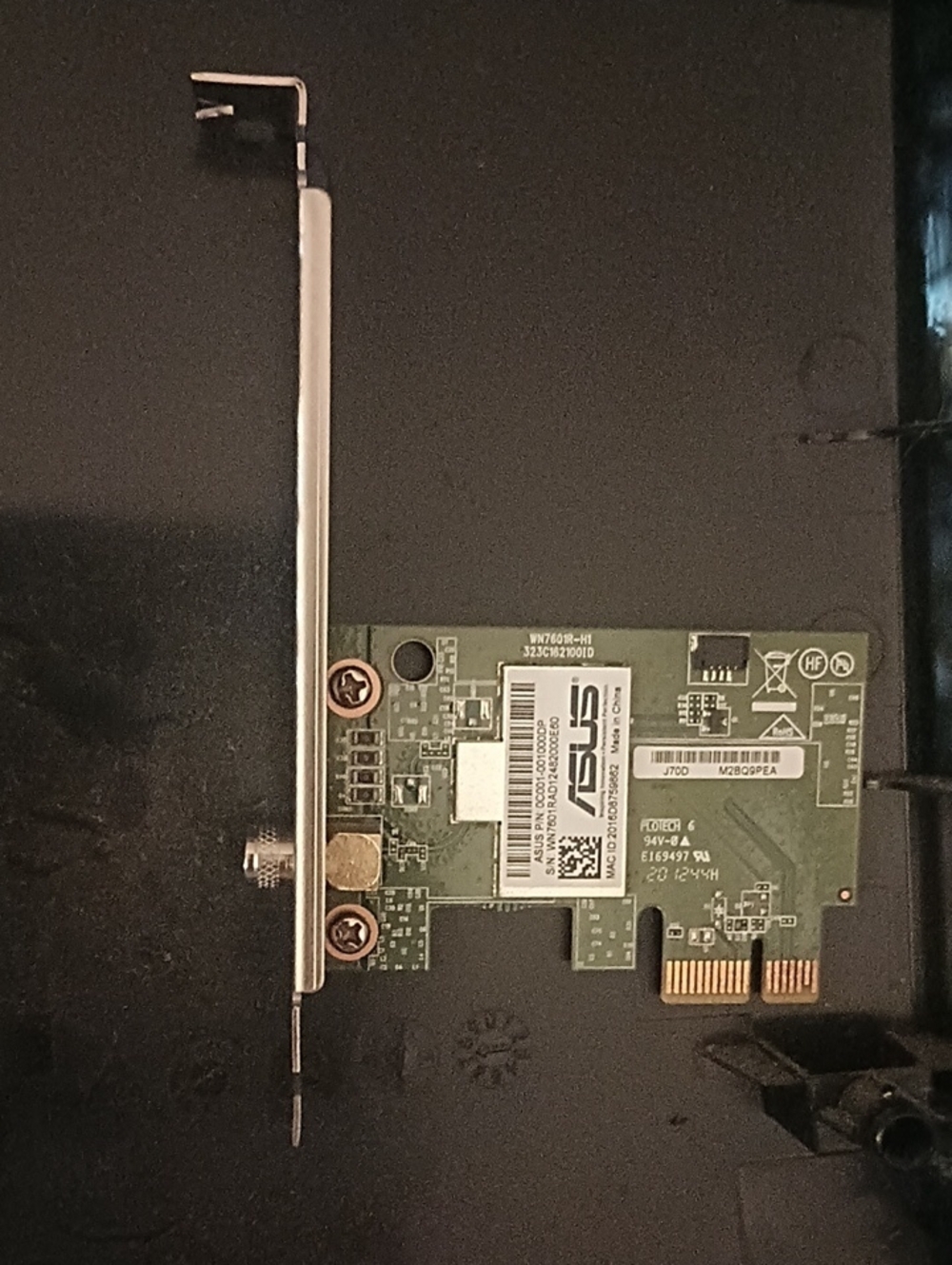 ASUS Green PCIe Wi‑Fi/Bluetooth Module with Metal Bracket